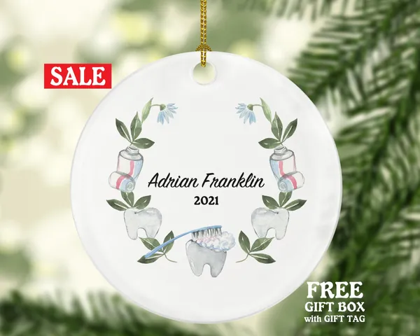 Dentist Christmas Ornament Personalized - Dental Gift Graduation Custom Occupational Occupation Dental Gift - Dental Wreath
