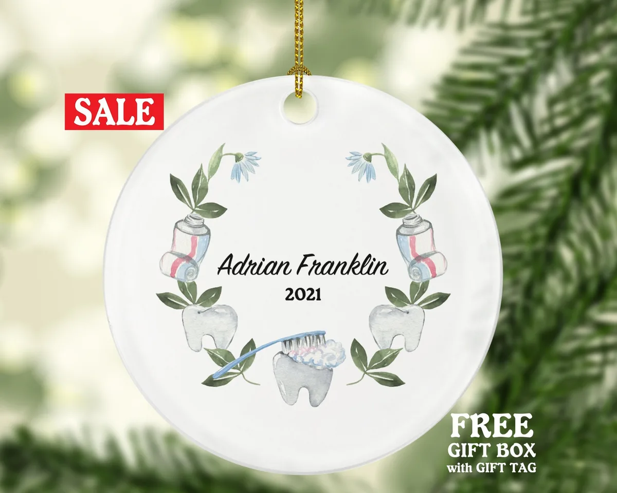Dentist Christmas Ornament Personalized - Dental Gift Graduation Custom Occupational Occupation Dental Gift - Dental Wreath