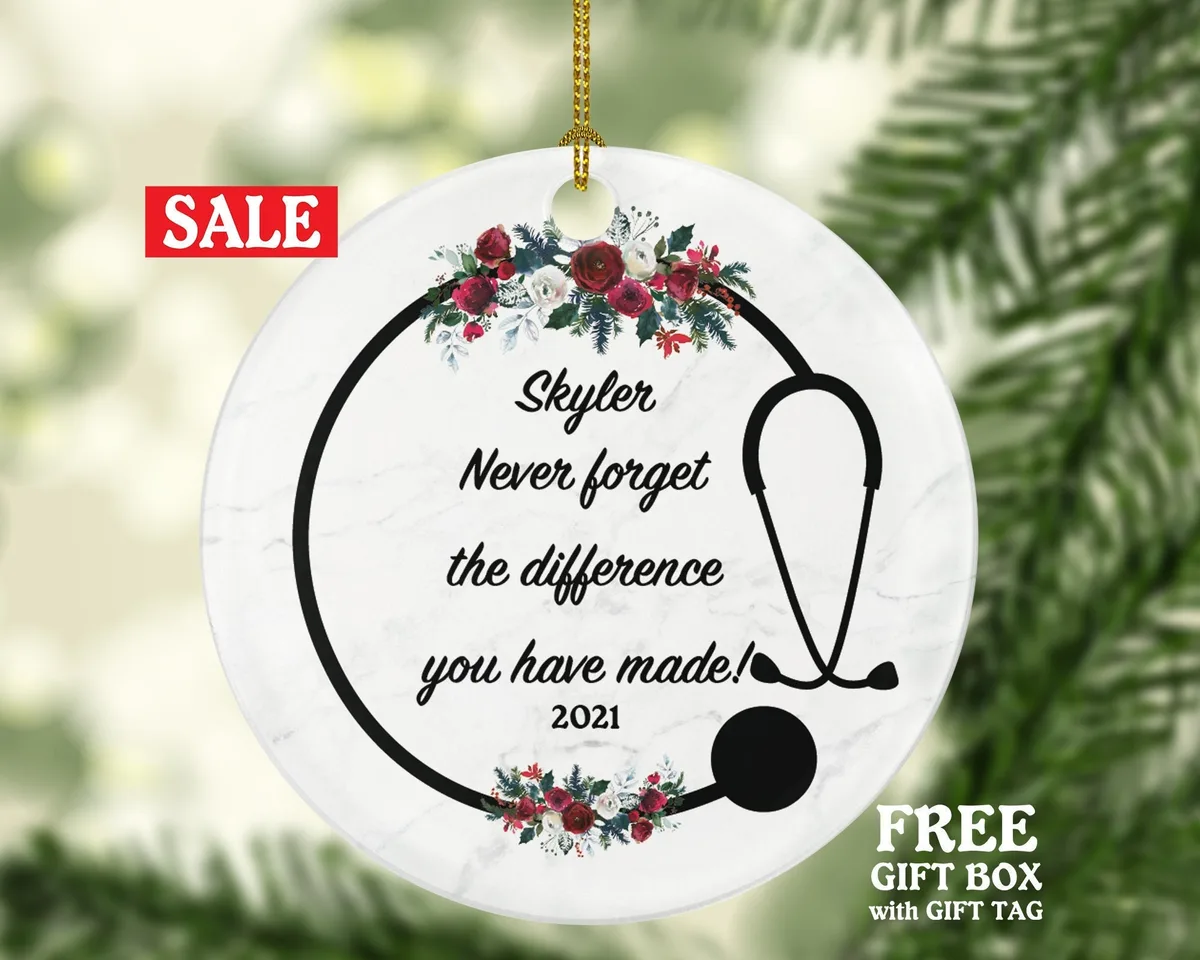 Personalized Medical Doctor Christmas Ornament Health Worker Gift from Patient for Nurse Physician Physical Therapist Practitioner MD RN PT
