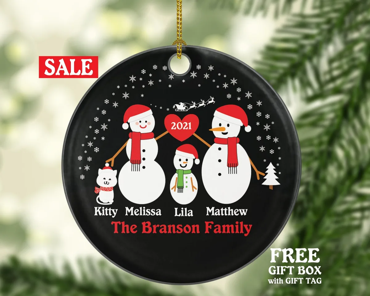 Personalized Family of 3 Ornaments with Cat Pet, Personalized Christmas Ornament, 3 snowmen, Snowman Family Ornament, Family of 3 Ornament