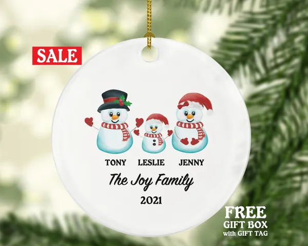 Family of 3 Christmas Ornament Personalized - Parents Mother Father Child Girl Boy Mom Dad Gift - Snowmen Family