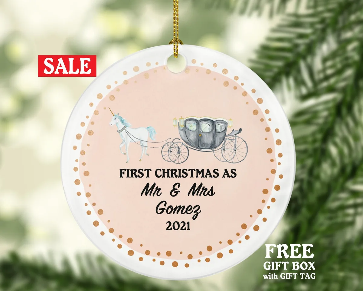 First Christmas Mr & Mrs Wedding Ornament Personalized - Just Married Phaeton with Horse Carriage Vintage Wedding Gift Couple Newlywed Bride
